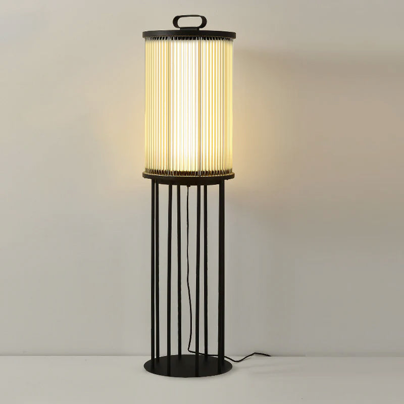 WINDSOR SOLAR-POWERED GLASS GARDEN LANTERN