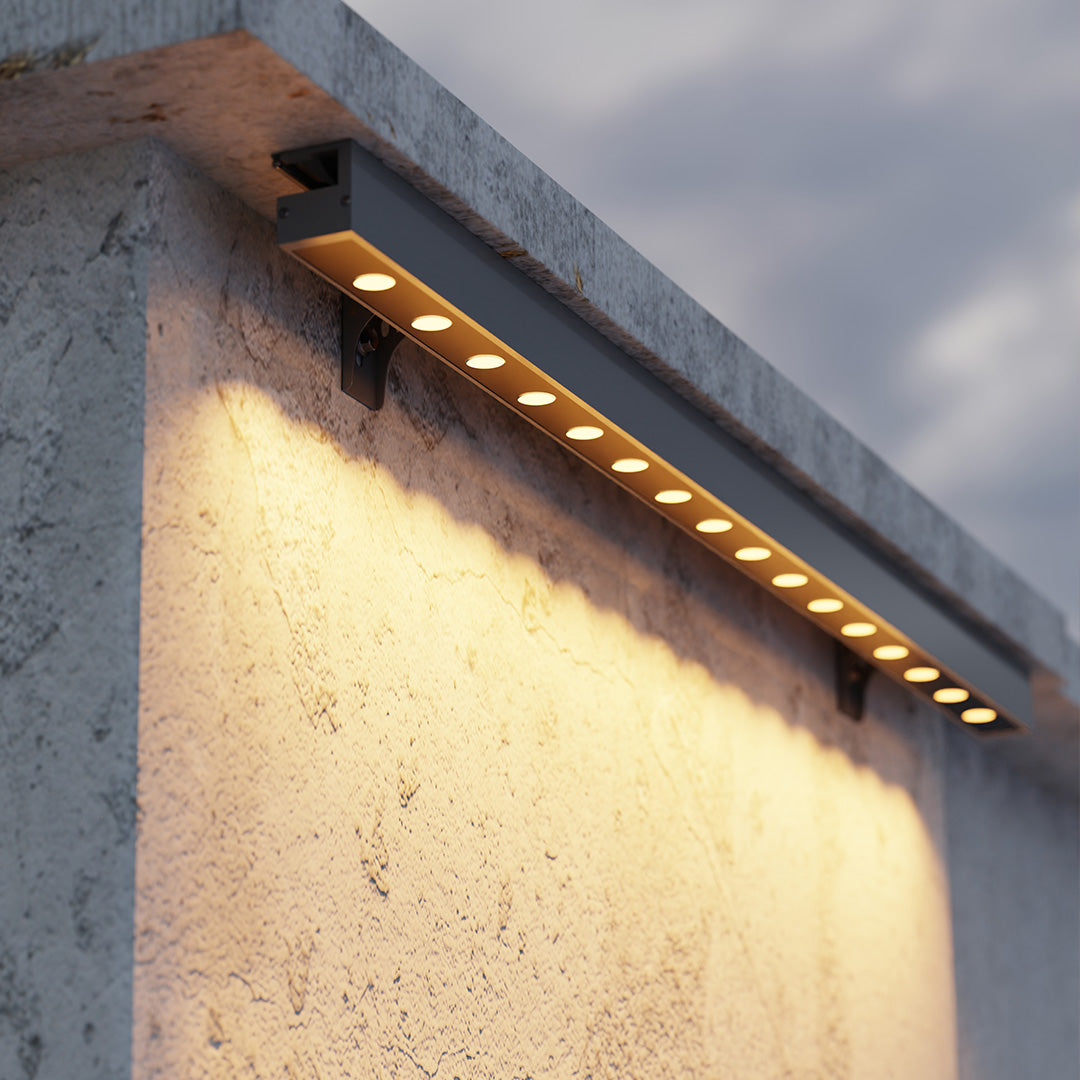 WINTHORPE ALUMINUM RISING LED GARDEN ILLUMINATOR
