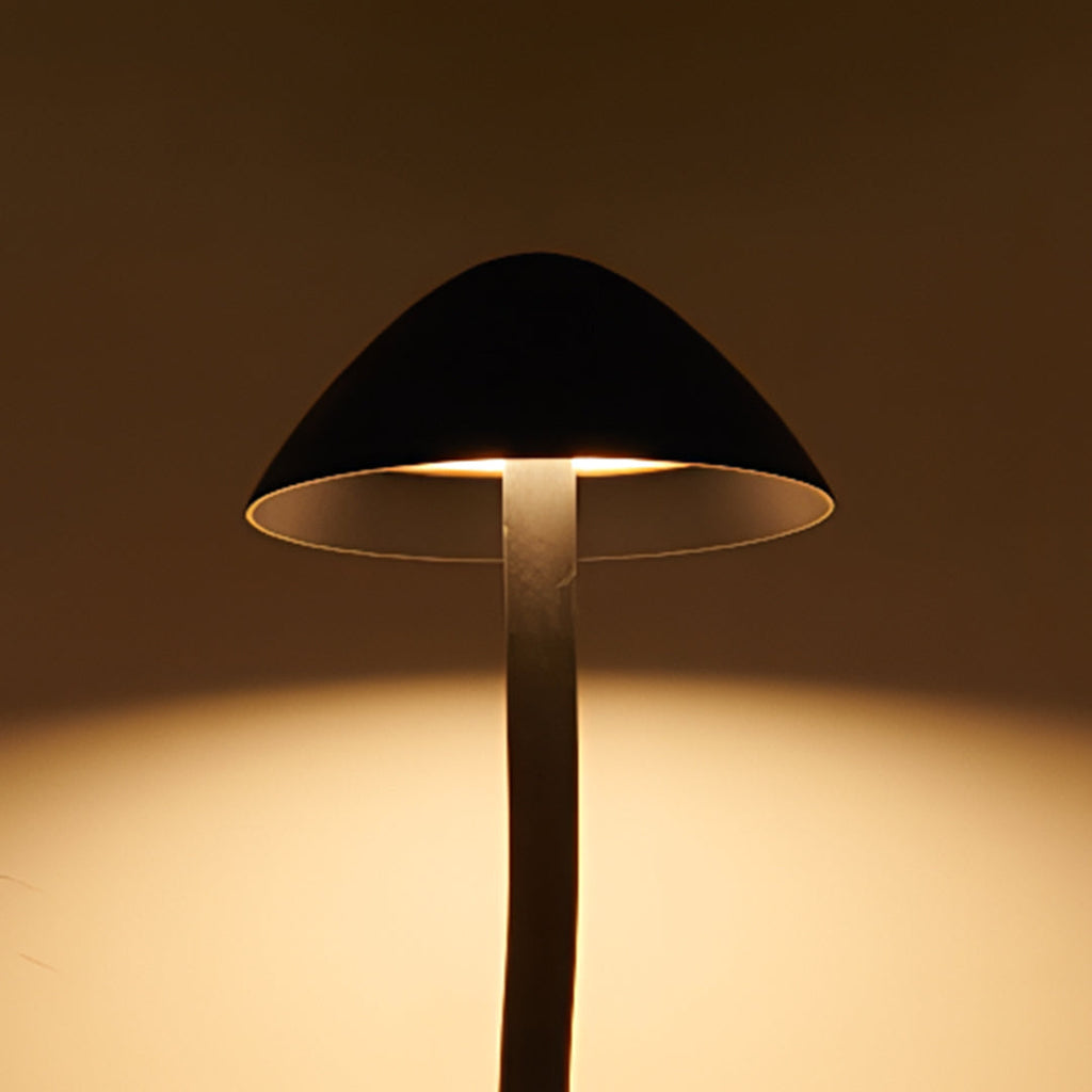 BRAMBLEWOOD METAL MUSHROOM GLOWING LANDSCAPE LANTERN