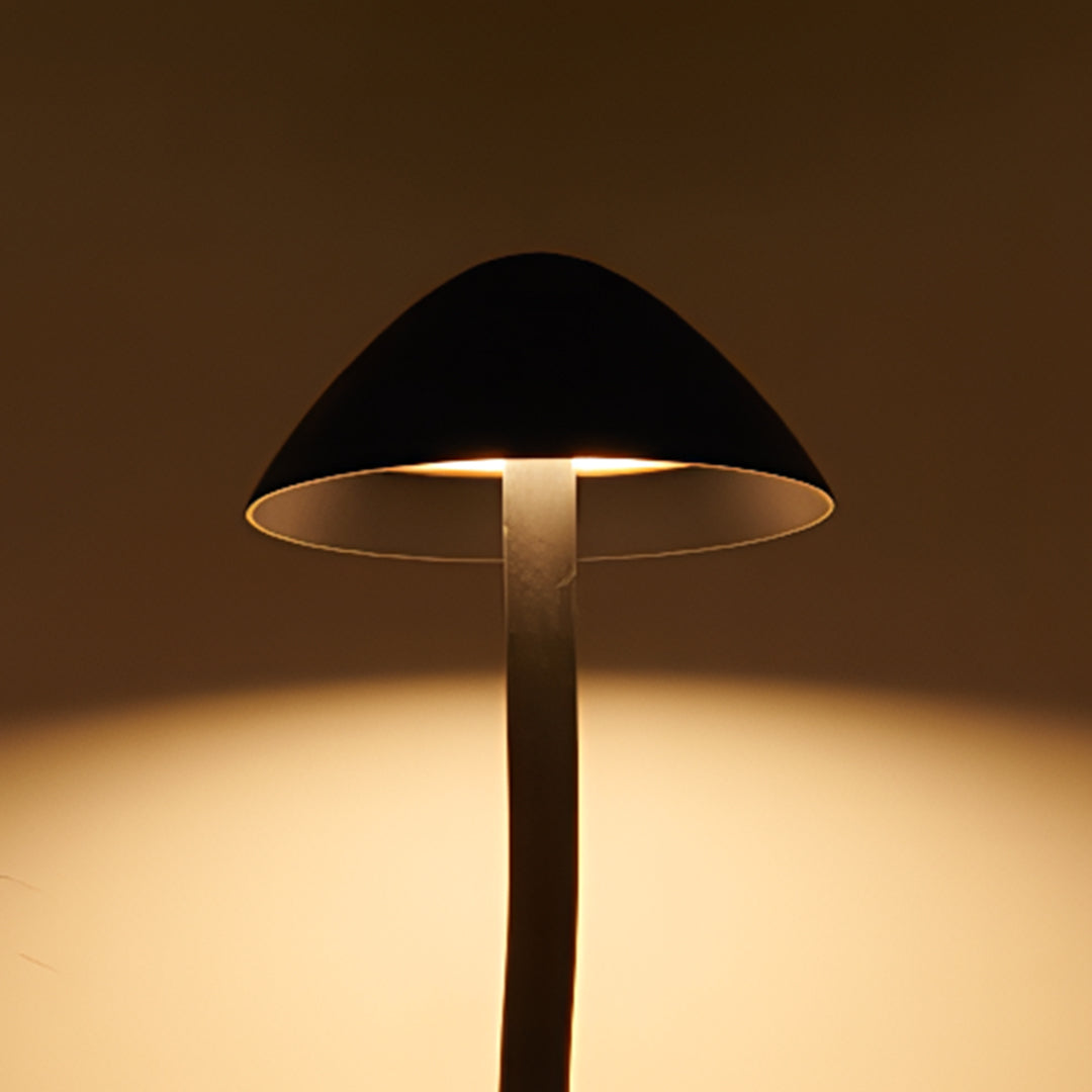 BRAMBLEWOOD METAL MUSHROOM GLOWING LANDSCAPE LANTERN