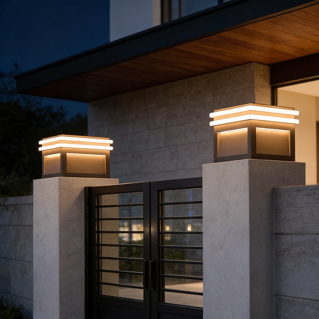 WINDSOR METAL SQUARE PIER LIGHTING, WATER-RESISTANT MINIMALIST DESIGN