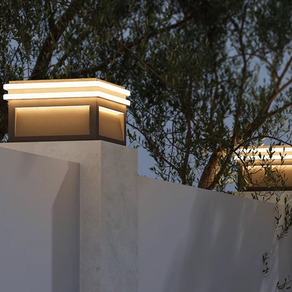 WINDSOR METAL SQUARE PIER LIGHTING, WATER-RESISTANT MINIMALIST DESIGN