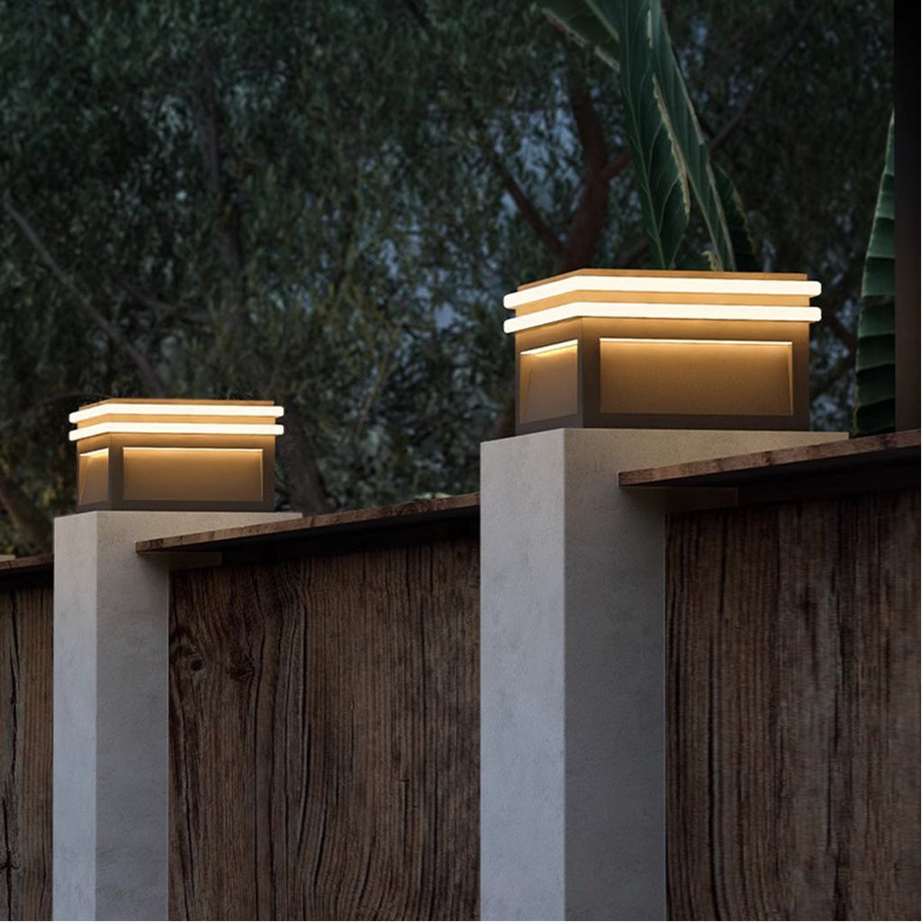 WINDSOR METAL SQUARE PIER LIGHTING, WATER-RESISTANT MINIMALIST DESIGN