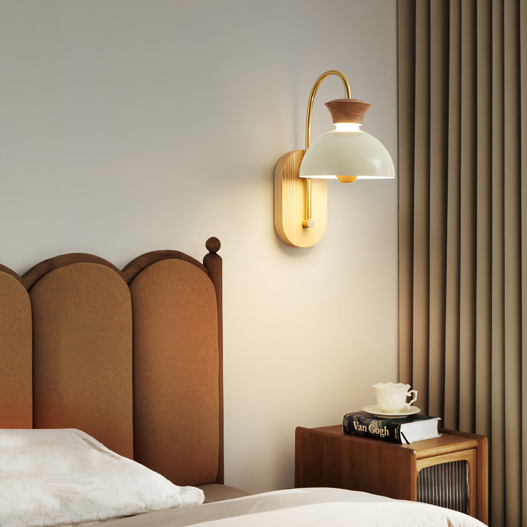 WINTHORPE NORDIC INFLUENCE WALL LANTERN