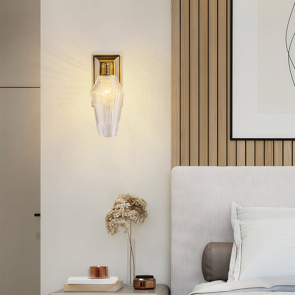 VIOLETTE BRASS FRENCH INSPIRED WALL LANTERN