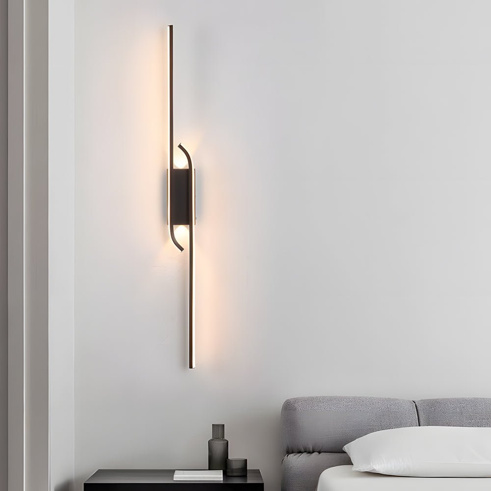 FARINGTON SLIMLINE ALUMINUM WALL LANTERN