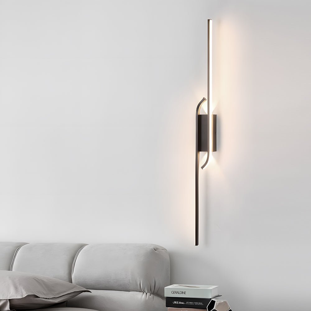 FARINGTON SLIMLINE ALUMINUM WALL LANTERN