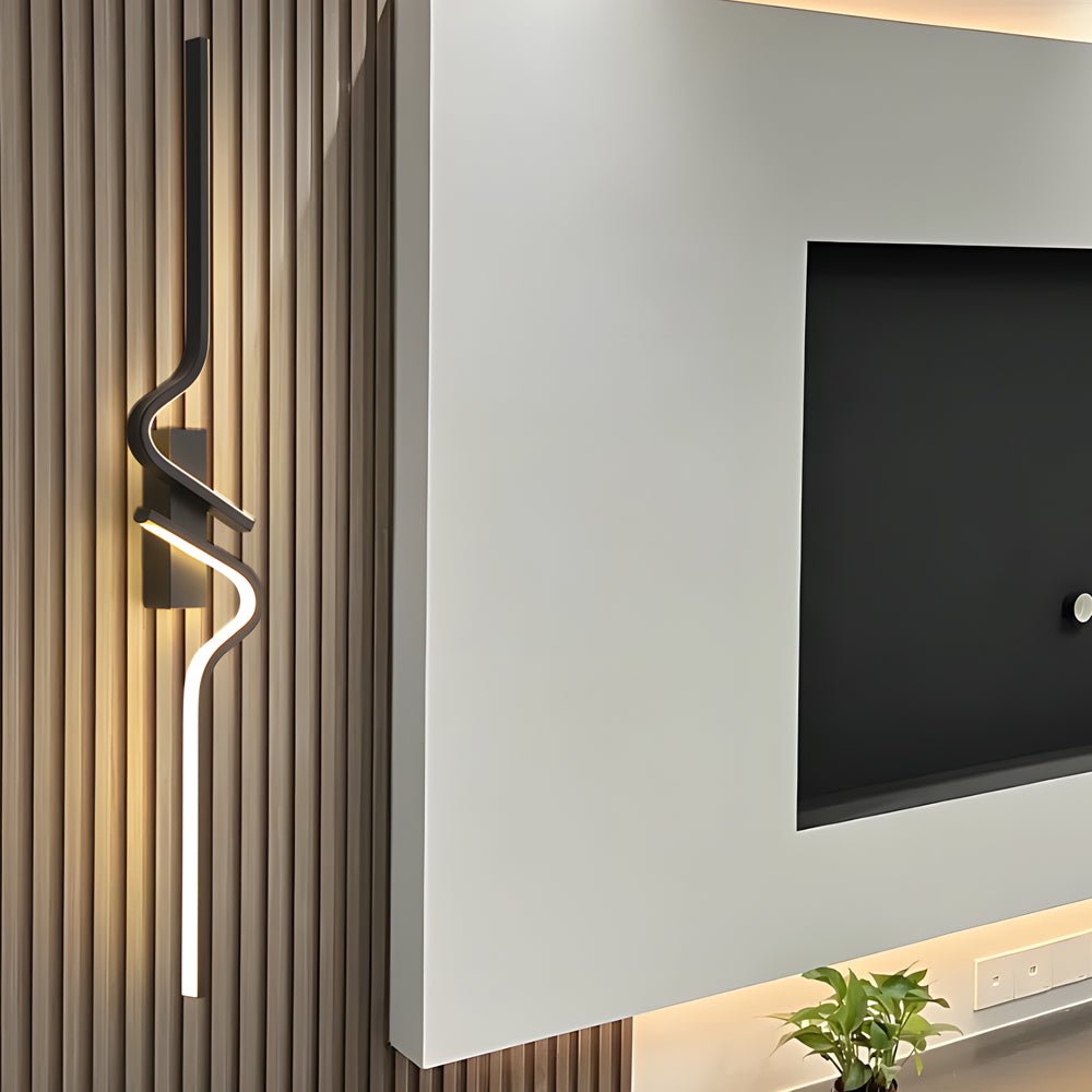 FENWICK SLIMLINE CURVED ALUMINUM WALL SCONCE