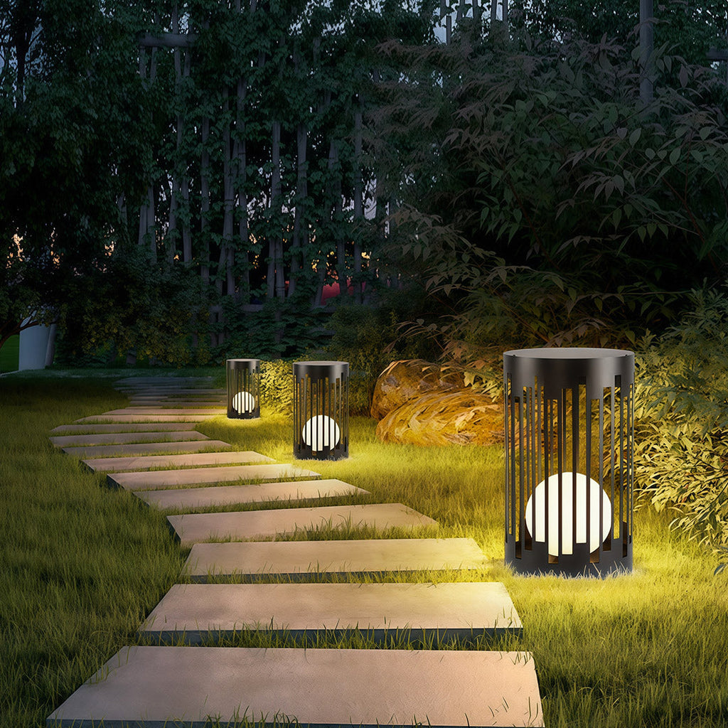 WINDSOR BRONZE GARDEN TORCH LANTERN