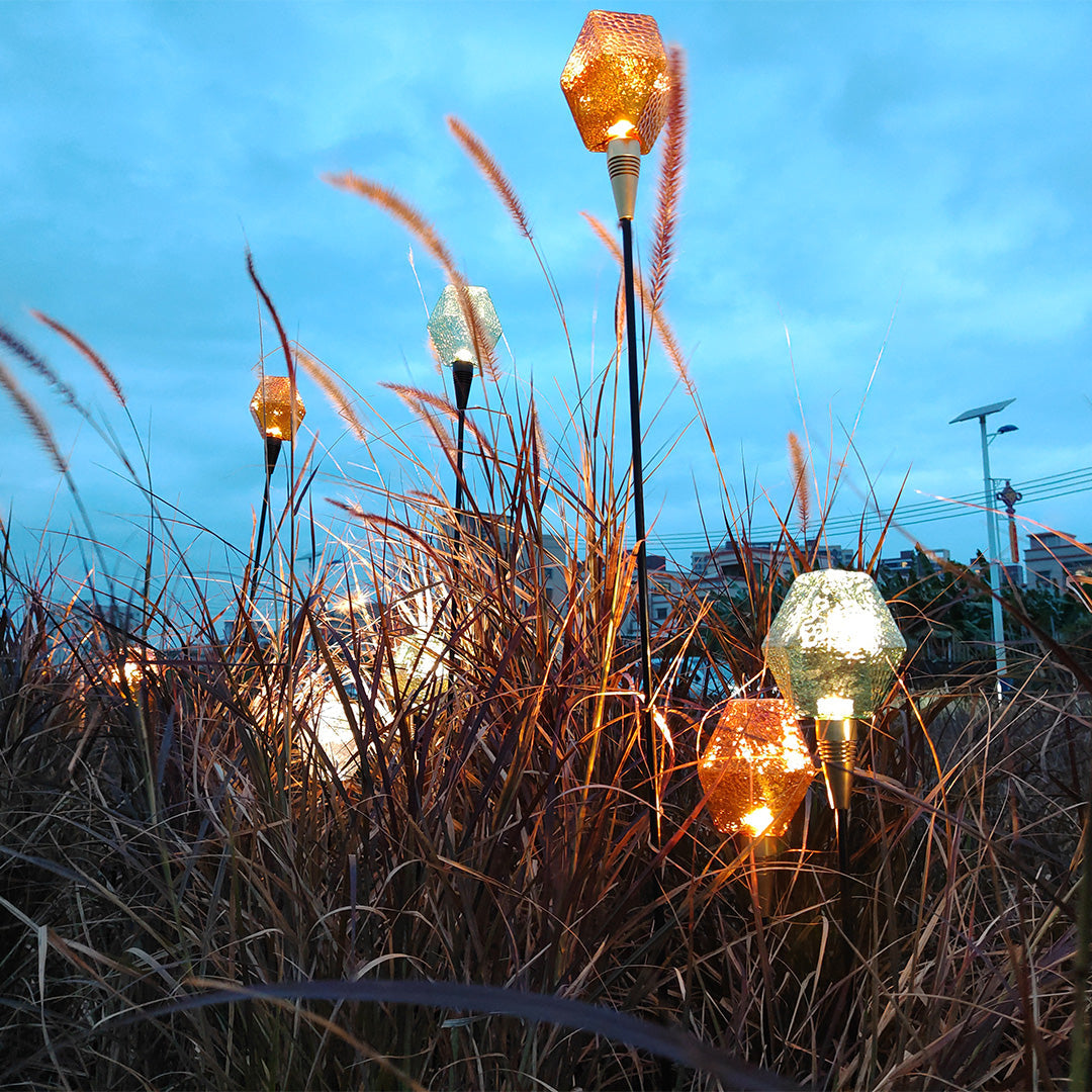 WINDSOR GLINT PATHWAY LED ORNAMENTAL LANTERN