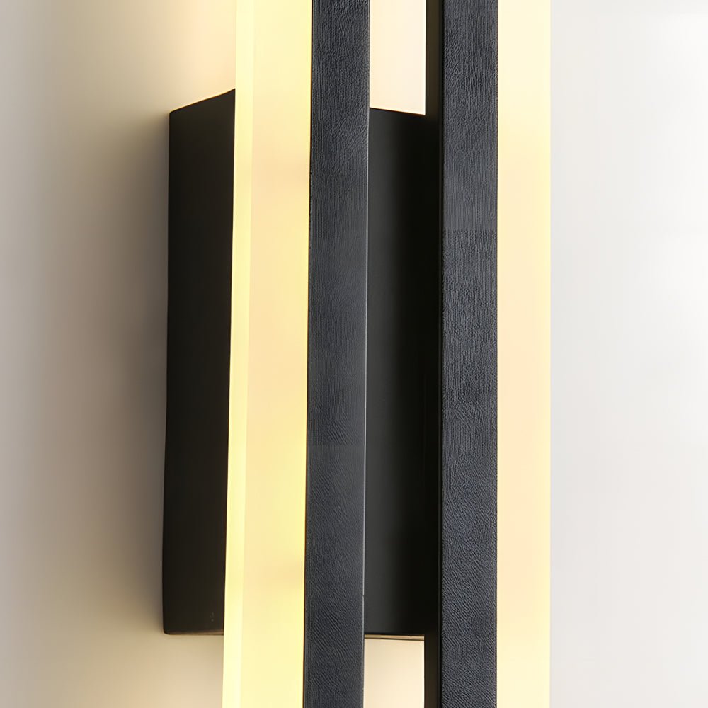 WINDSOR TWIN-ARM LED WALL SCONCE WITH TRIPLE DIMMING - ONYX & AUREATE FINISH