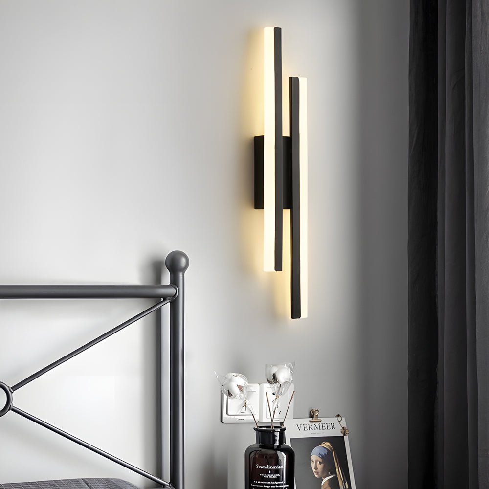 WINDSOR TWIN-ARM LED WALL SCONCE WITH TRIPLE DIMMING - ONYX & AUREATE FINISH