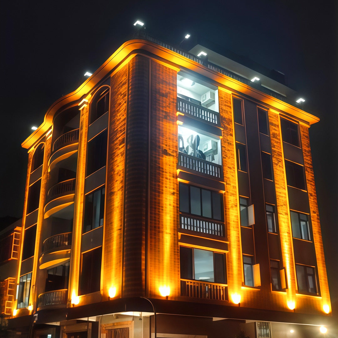 WINDSOR SQUARE OUTDOOR LED WASH LIGHT WITH NARROW BEAM