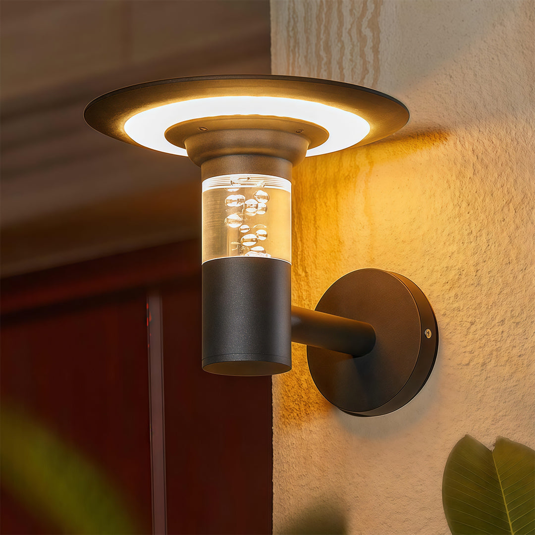 WINCHESTER SOLAR GARDEN WALL LANTERN - WEATHERPROOF OUTDOOR ILLUMINATION