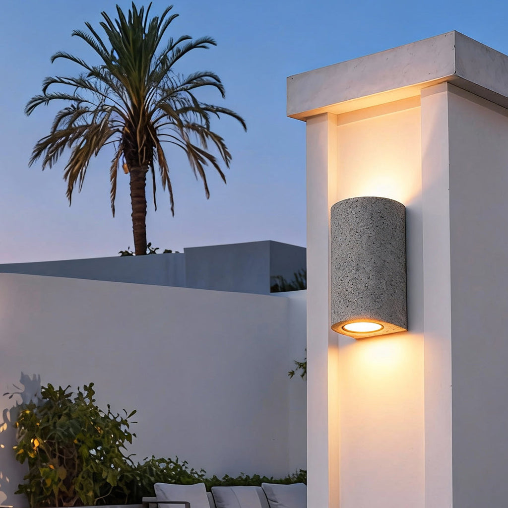 WINDSOR CEMENT OUTDOOR DUAL-FACING LIGHTING FIXTURE