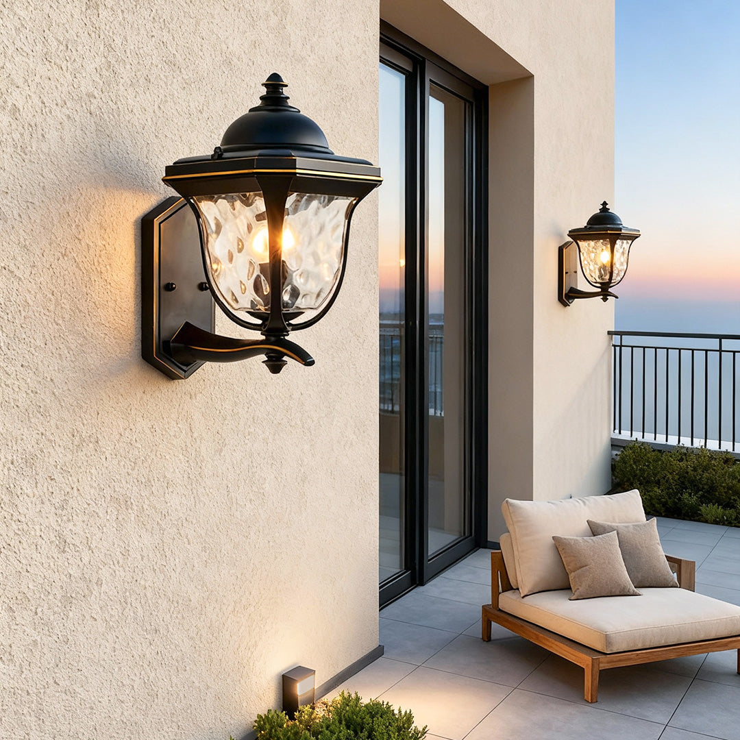 WINDSOR GARDEN BRIGHTNESS OUTDOOR LANTERN