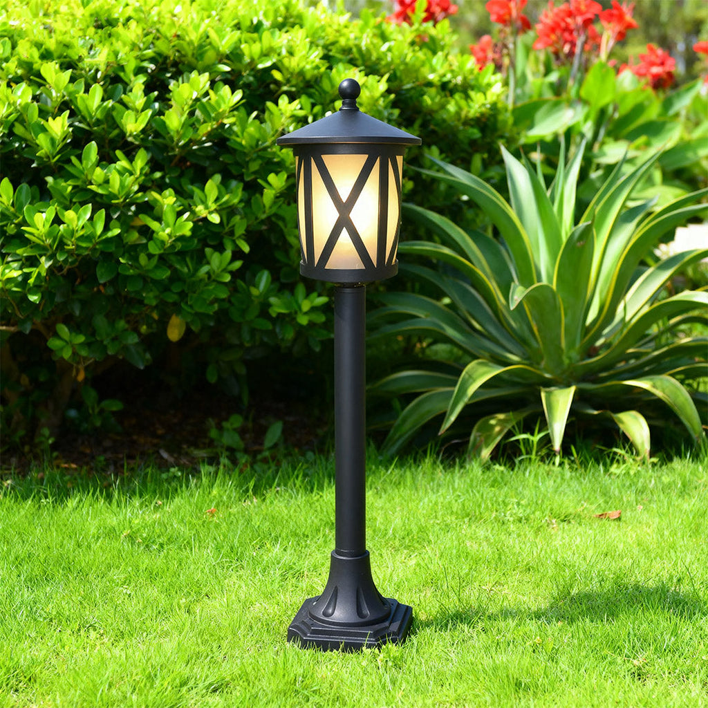 WINTHORPE ALUMINUM GARDEN SPOTLIGHT WITH LED ILLUMINATION