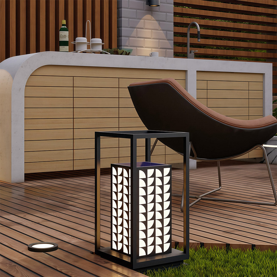 THORNBURY WEATHERPROOF GARDEN ILLUMINATOR
