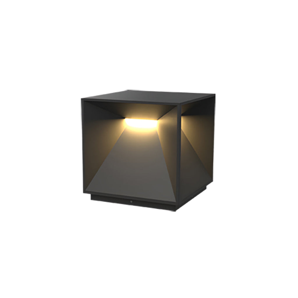 RAVENSCROFT METAL GARDEN TORCH LIGHTING