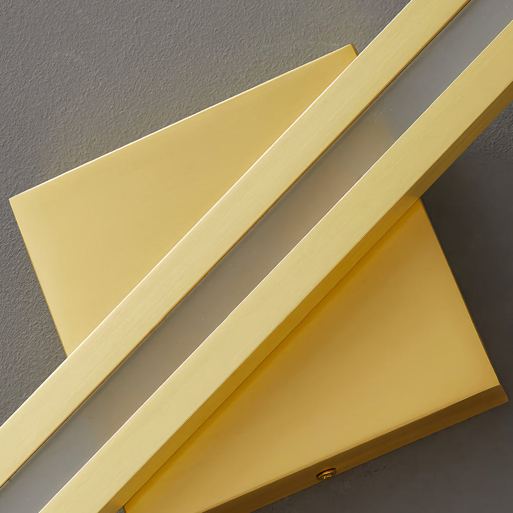 WINTHORPE GEOMETRIC DIAMOND WALL SCONCE