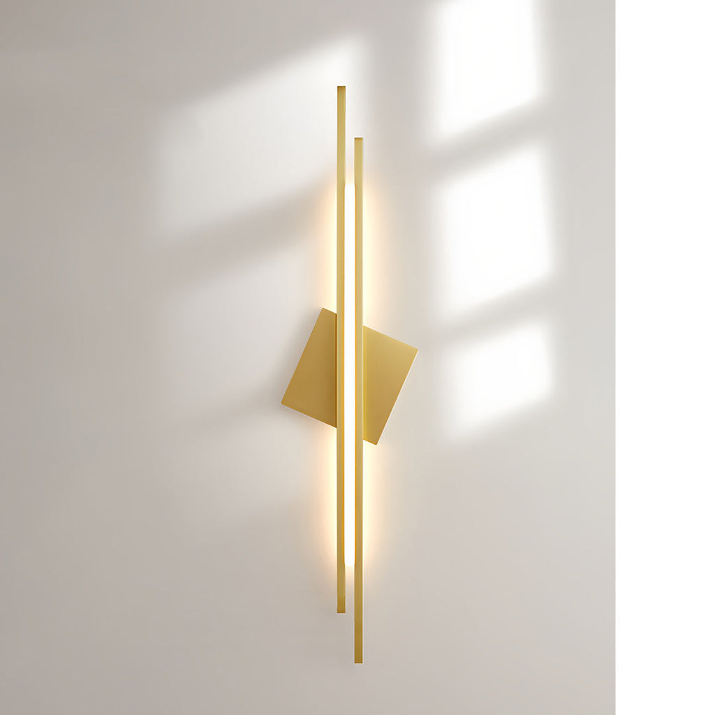 WINTHORPE GEOMETRIC DIAMOND WALL SCONCE