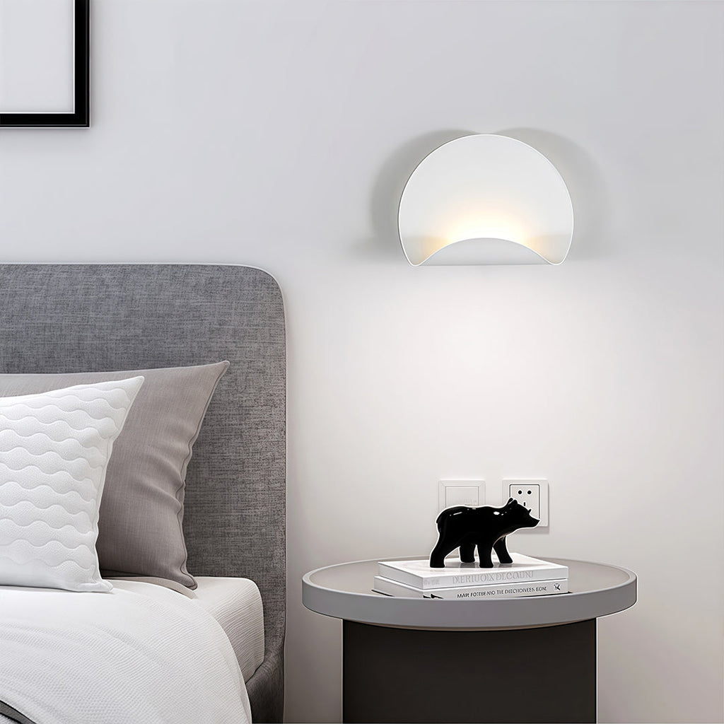 WINCHESTER WHITE IRON WALL SCONCE, MINIMALIST LED DESIGN