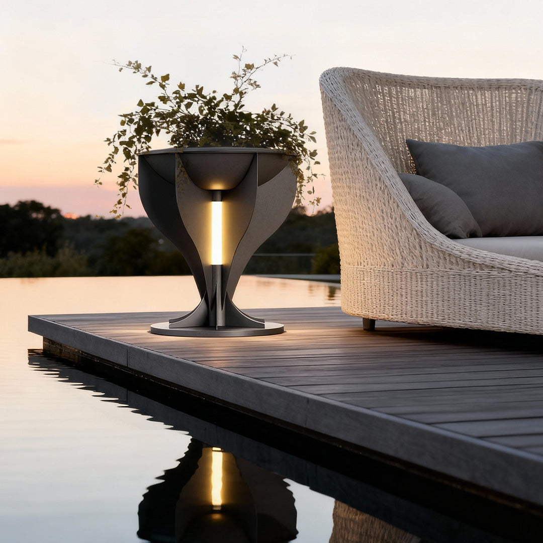 CHISWICK ILLUMINATED GARDEN URN WITH WATERPROOF OPENWORK DESIGN