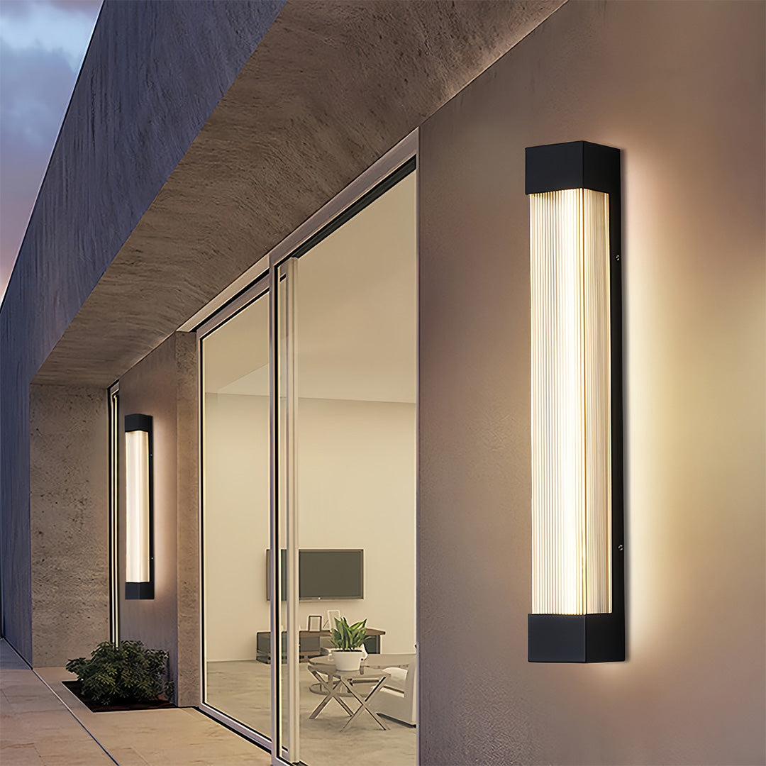 WINDSOR AQUA VERTICAL LED OUTDOOR SCONCE