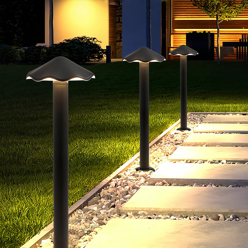 WINTERBOURNE METAL CANOPY GARDEN LANTERNS