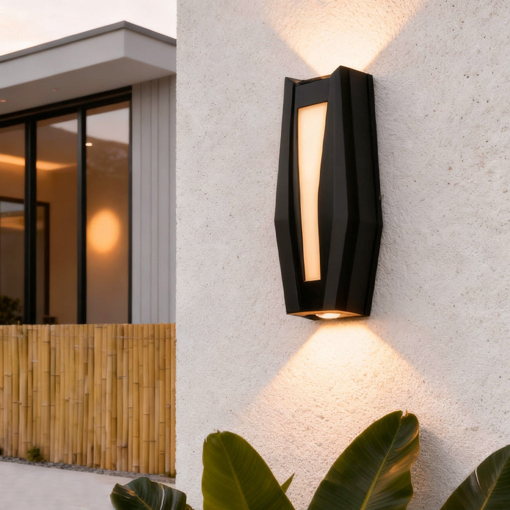 WINTHROPE GEOMETRIC OUTDOOR WALL SCONCE