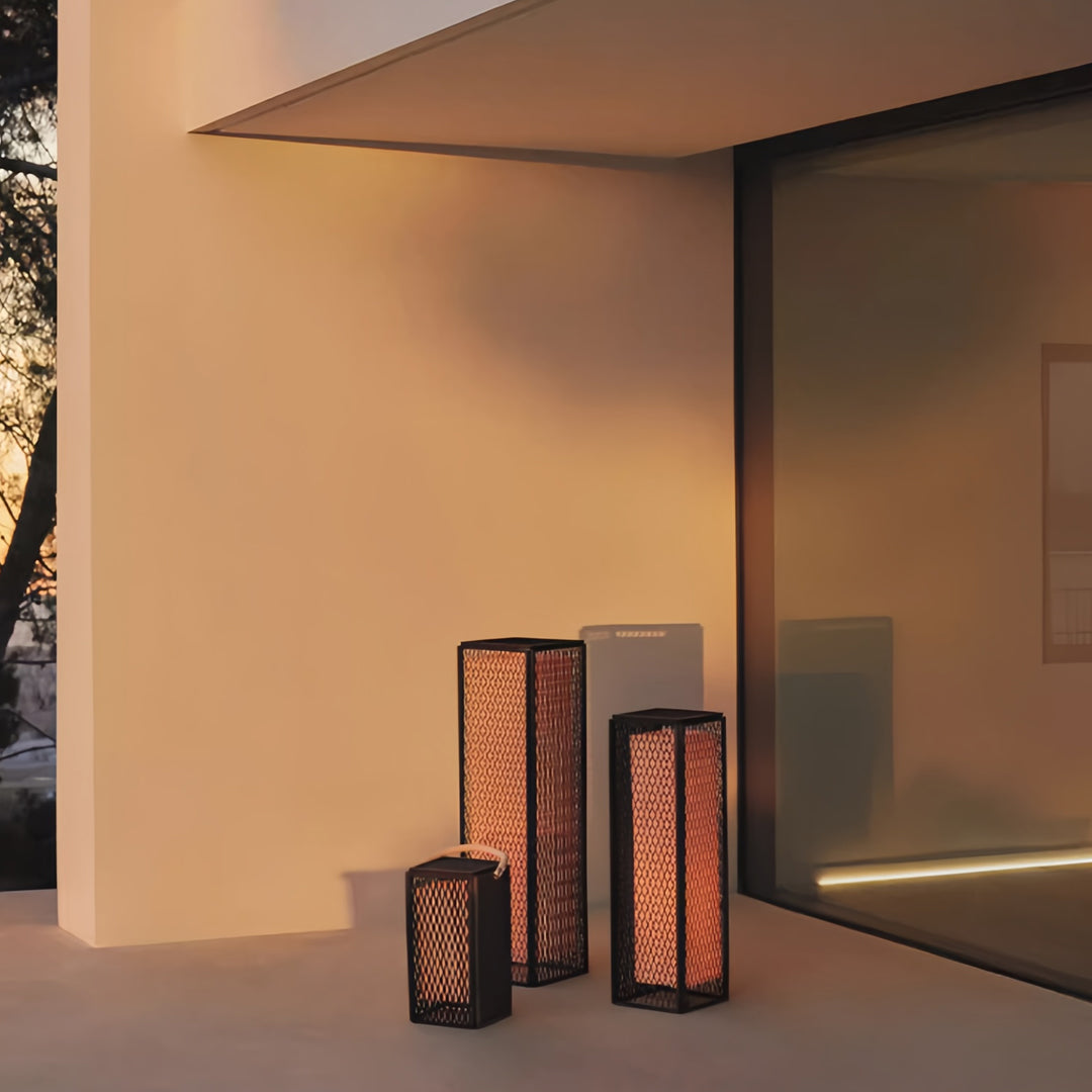 RAVENCLIFFE WATERPROOF GARDEN LANTERN