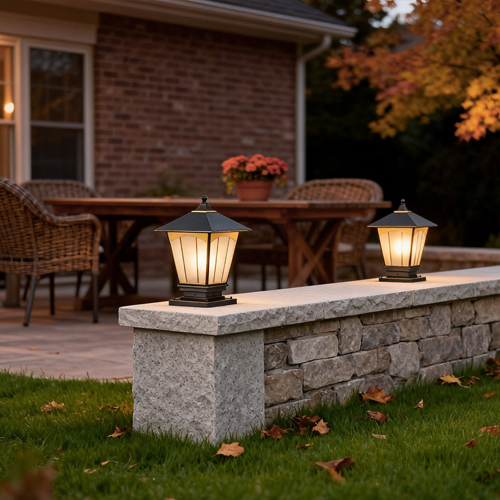 WINTHORPE GARDEN PILLAR LANTERN – Weatherproof Outdoor Illumination for Fencing