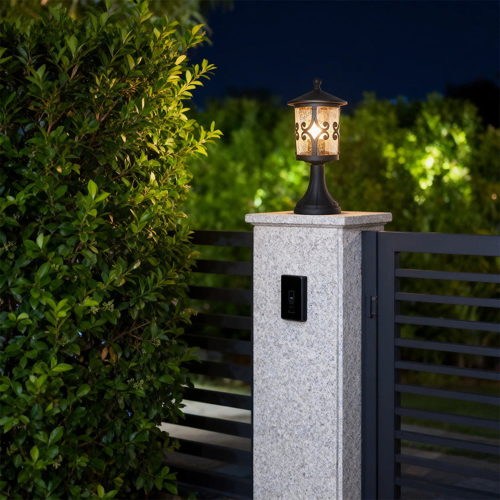 RAVENSDALE ALUMINUM GARDEN PILLAR LANTERN