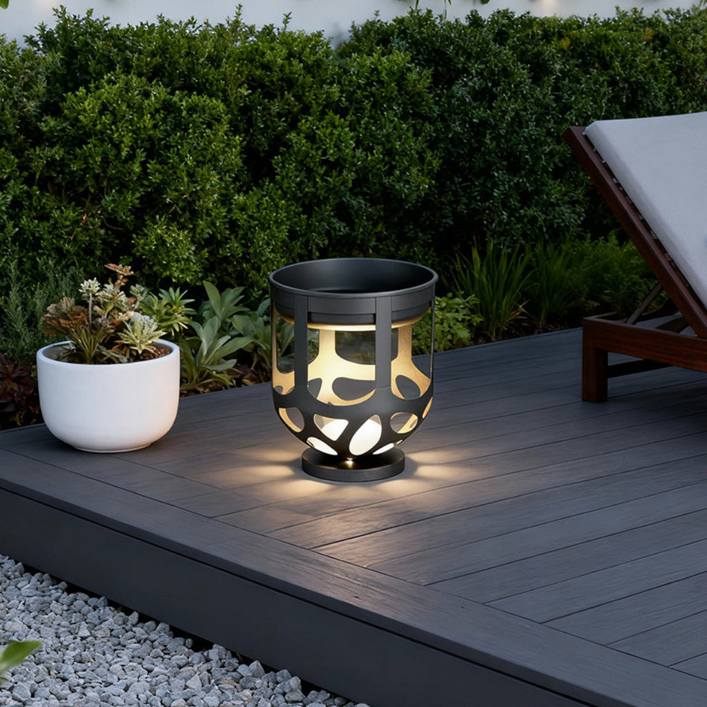 WINTHORPE ILLUMINATED GARDEN CONTAINER WITH WEATHERPROOF LIGHTING