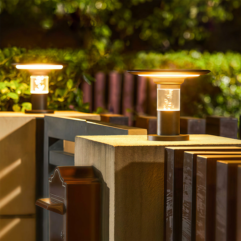 CHARLESTON ALUMINUM SOLAR GARDEN POST LIGHT