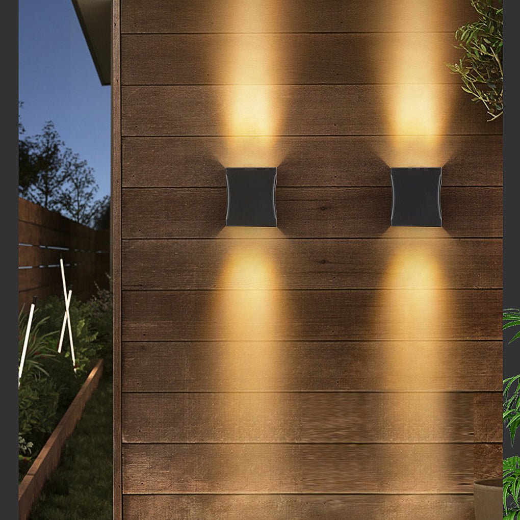 WINTHROP DUAL-ANGLE LED EXTERIOR WALL SCONCE