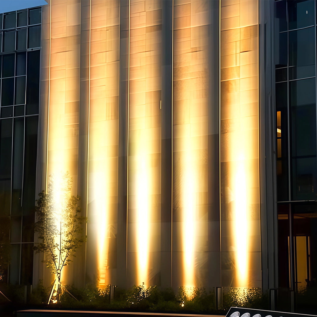 WINDSOR SQUARE OUTDOOR LED WASH LIGHT WITH NARROW BEAM