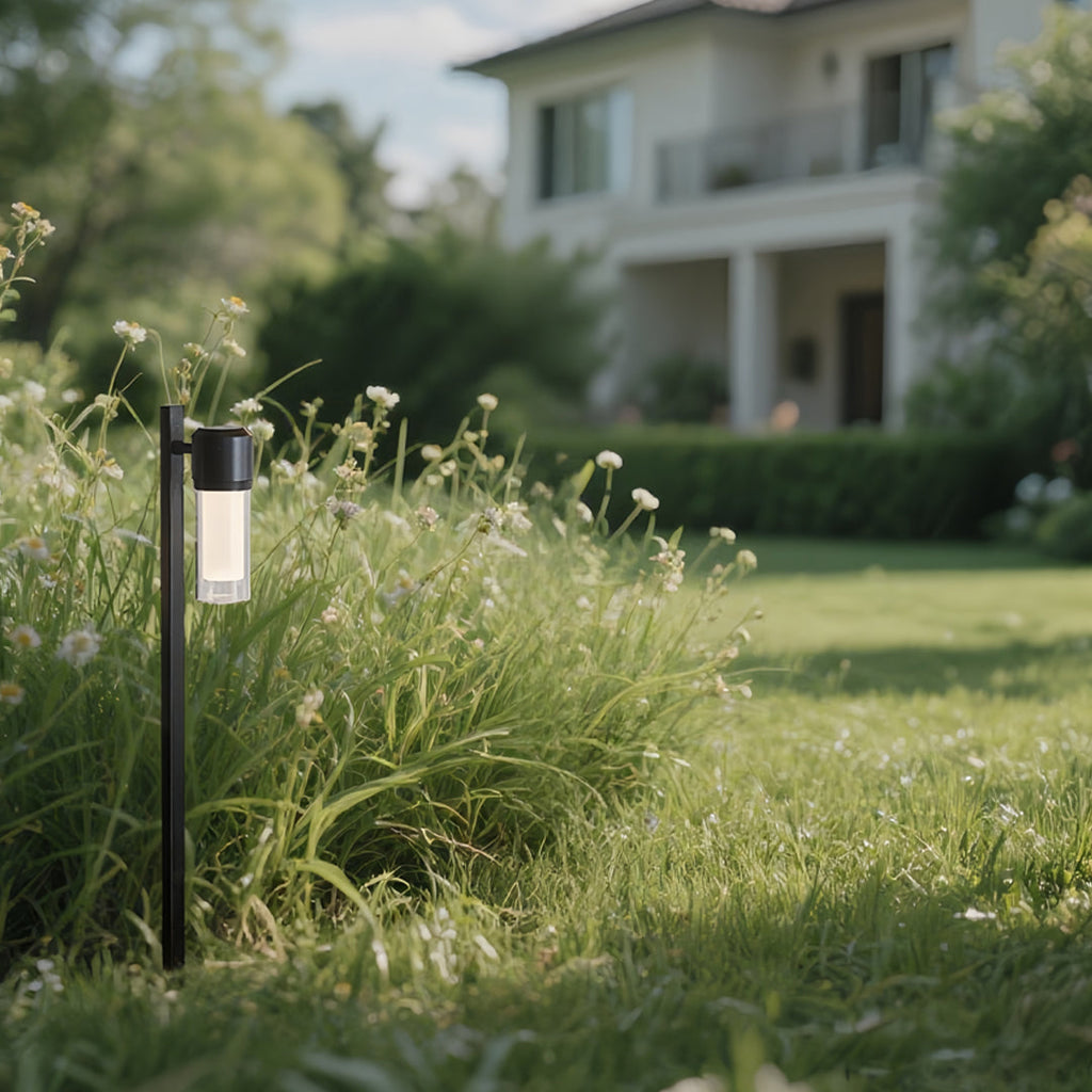WINTHORPE GARDEN ILLUMINATOR LED PATHWAY LANTERN