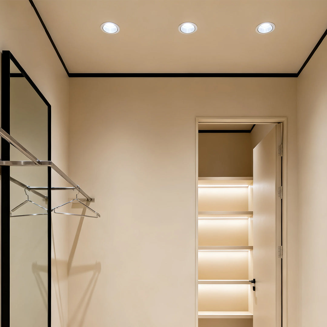 WINTERBOURNE LED INSET ILLUMINATOR WITH ANTI-GLARE TECHNOLOGY