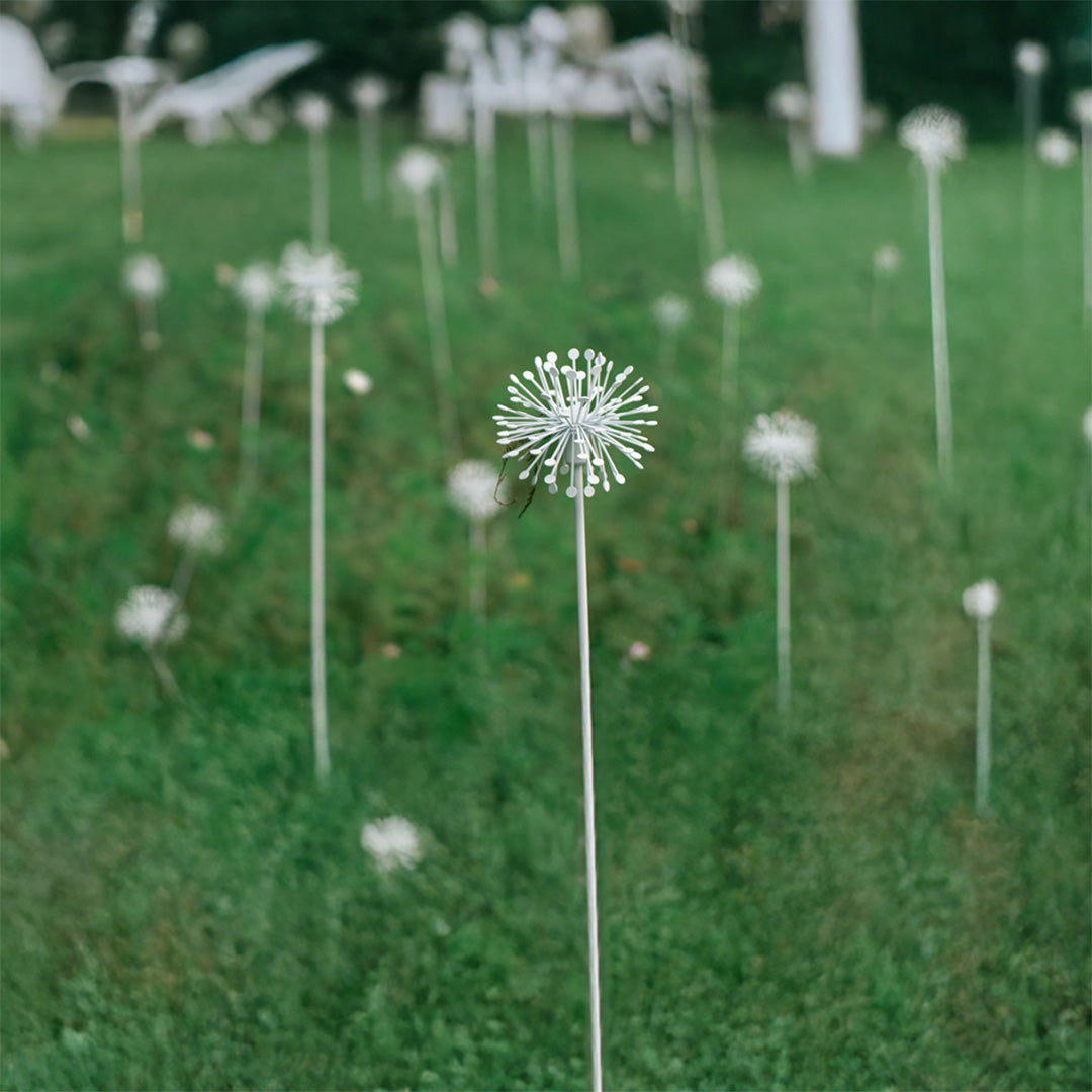 WINDSOR WILDFLOWER OUTDOOR ILLUMINATOR, WEATHERPROOF DANDY LIGHT