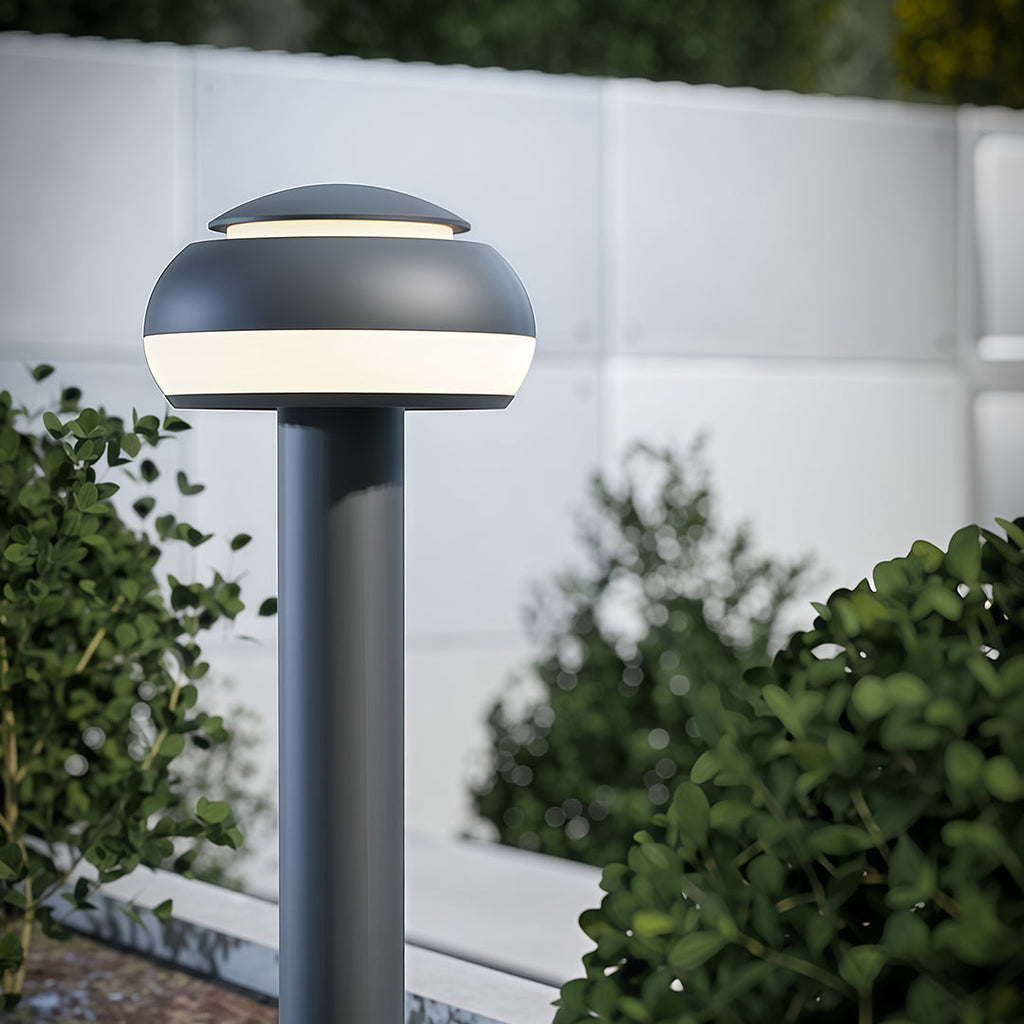 WINDSOR GROVE WEATHER-RESISTANT MUSHROOM GARDEN LANTERN