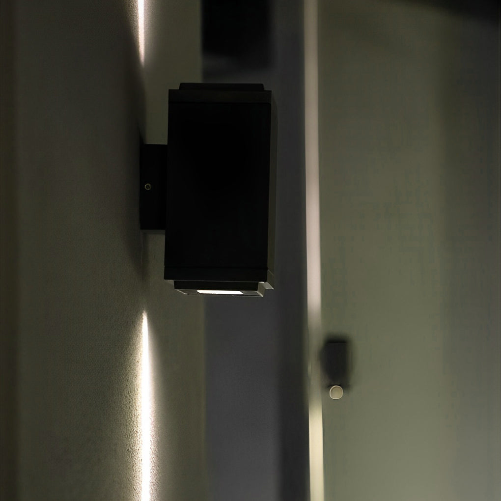 WINTHORPE SLIMLINE LED OUTDOOR WALL LIGHT WITH DUAL BEAM ILLUMINATION