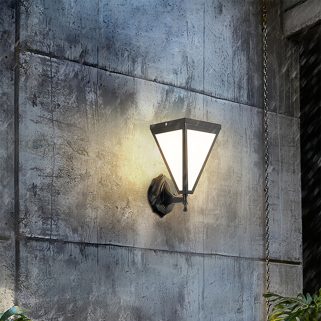 WINDSOR HARMONY SOLAR WALL LANTERN