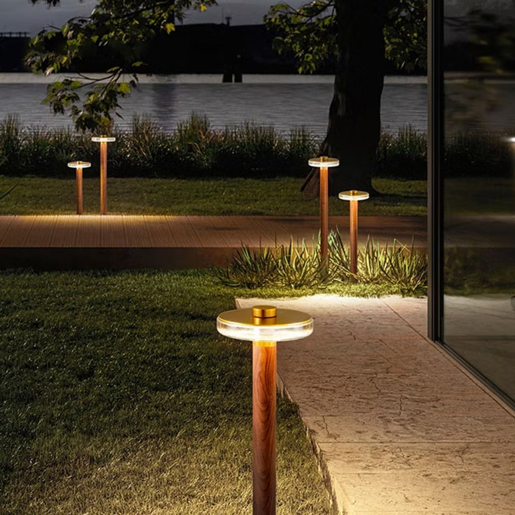 WINCHESTER GARDEN PATHWAY LANTERN - WEATHER-RESISTANT LED ILLUMINATION