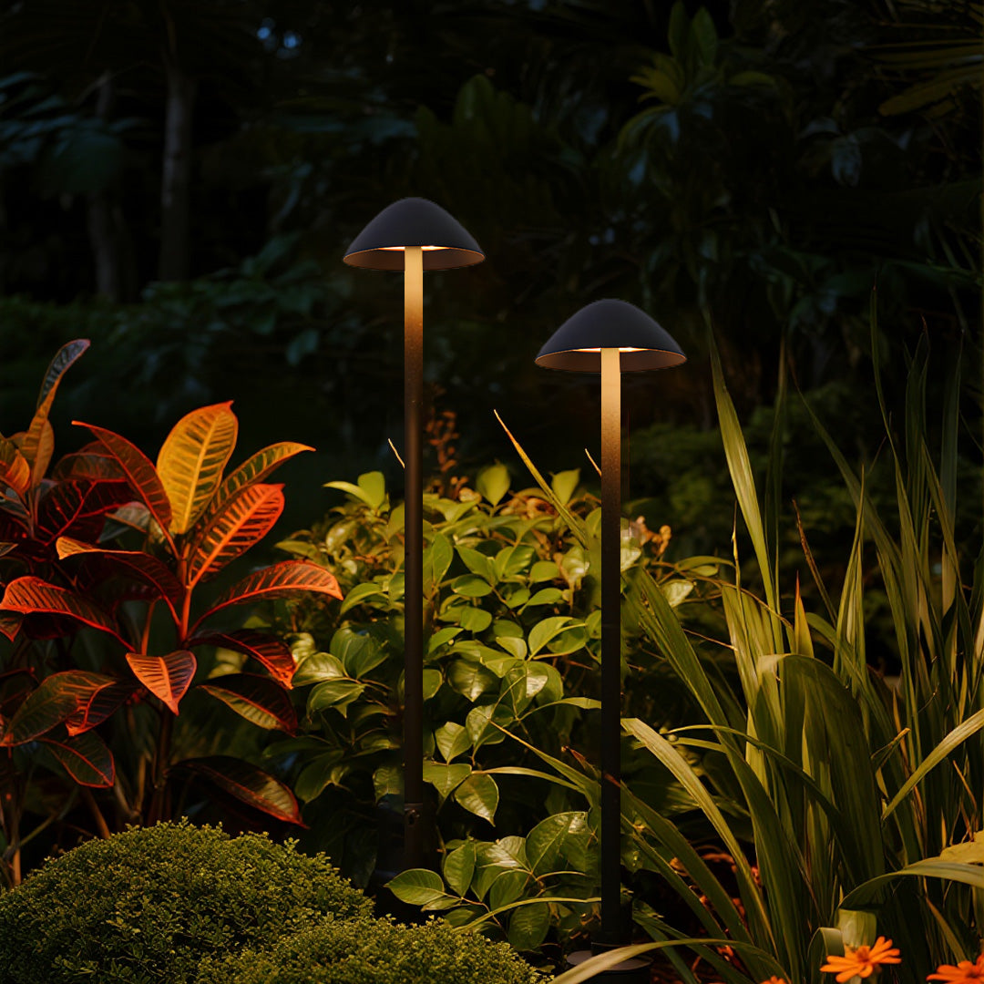 BRAMBLEWOOD METAL MUSHROOM GLOWING LANDSCAPE LANTERN