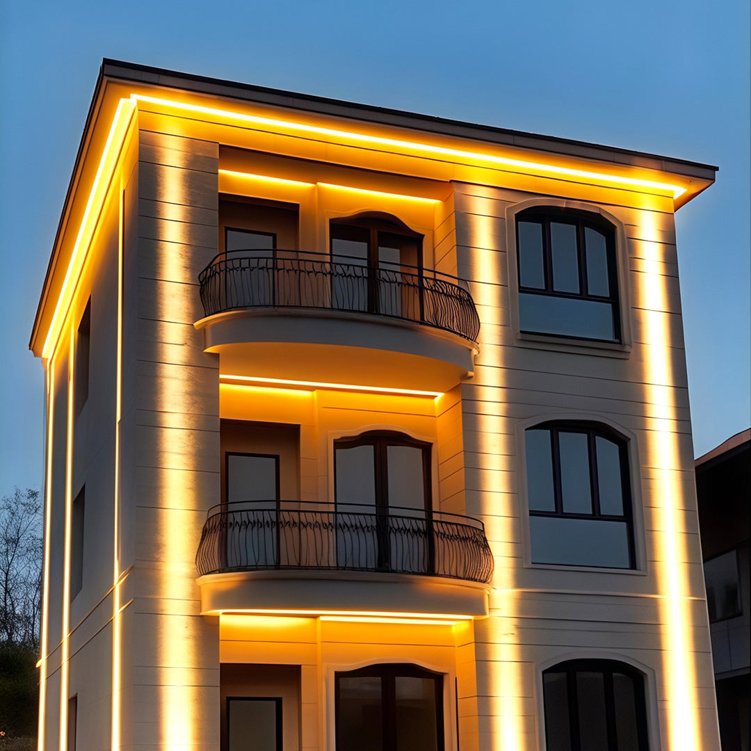 WINDSOR SQUARE OUTDOOR LED WASH LIGHT WITH NARROW BEAM