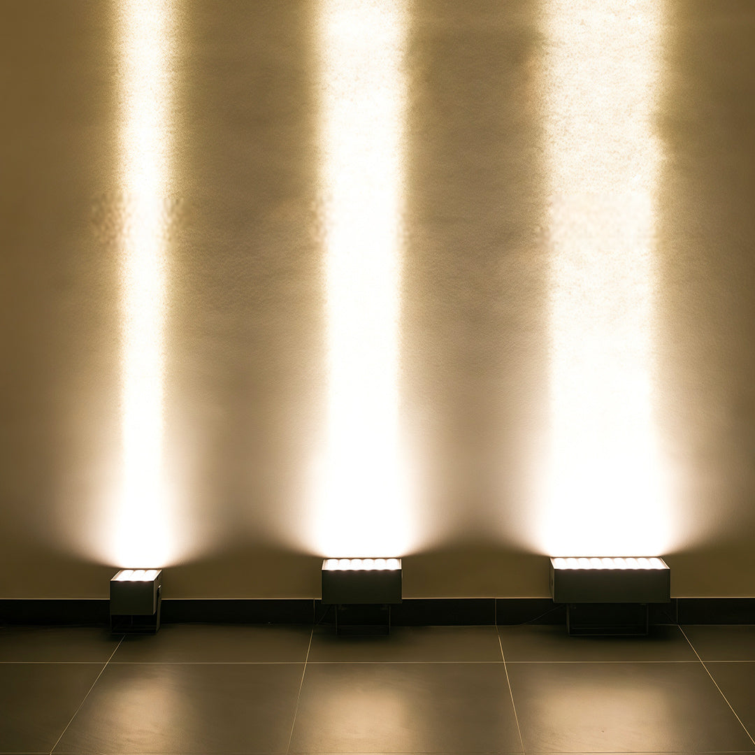WINDSOR SQUARE OUTDOOR LED WASH LIGHT WITH NARROW BEAM