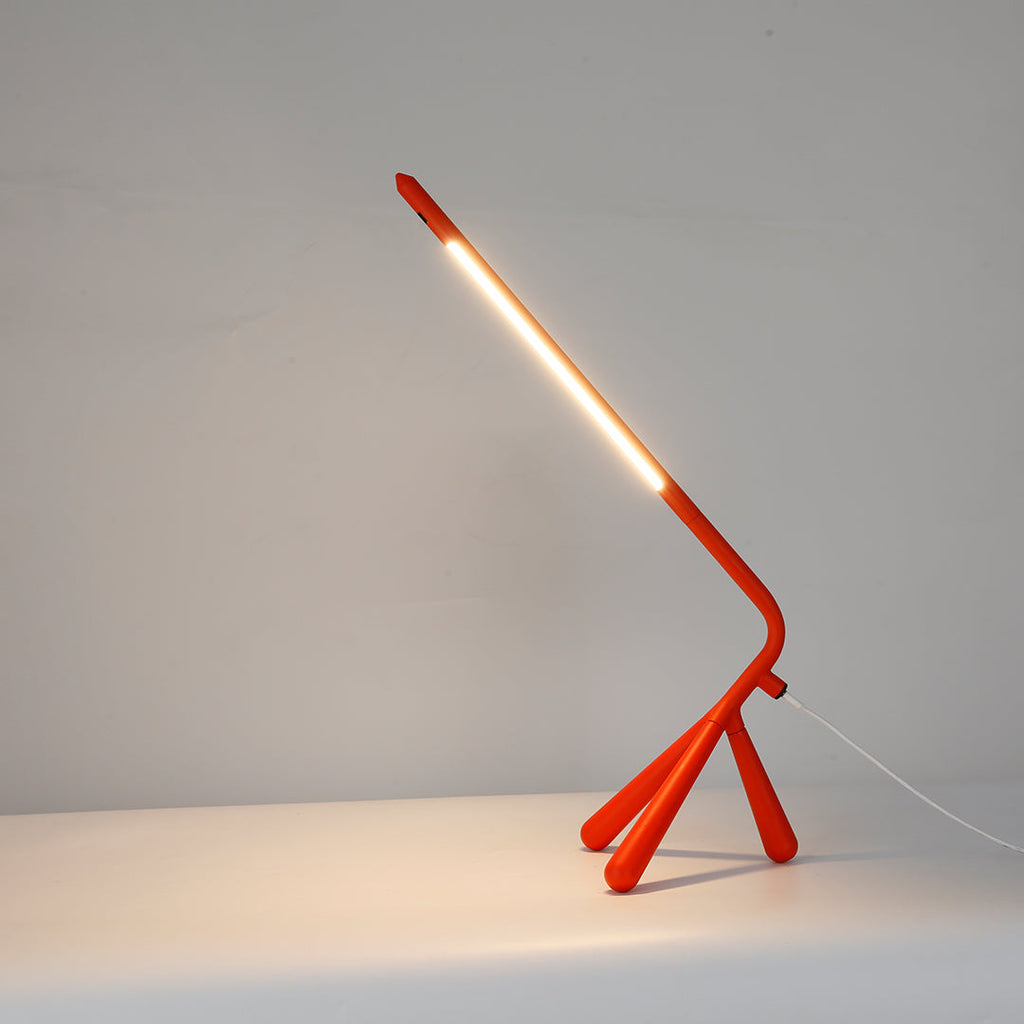 THISTLEWOOD TRIPOD LED LAMP WITH ROTATABLE SHADE
