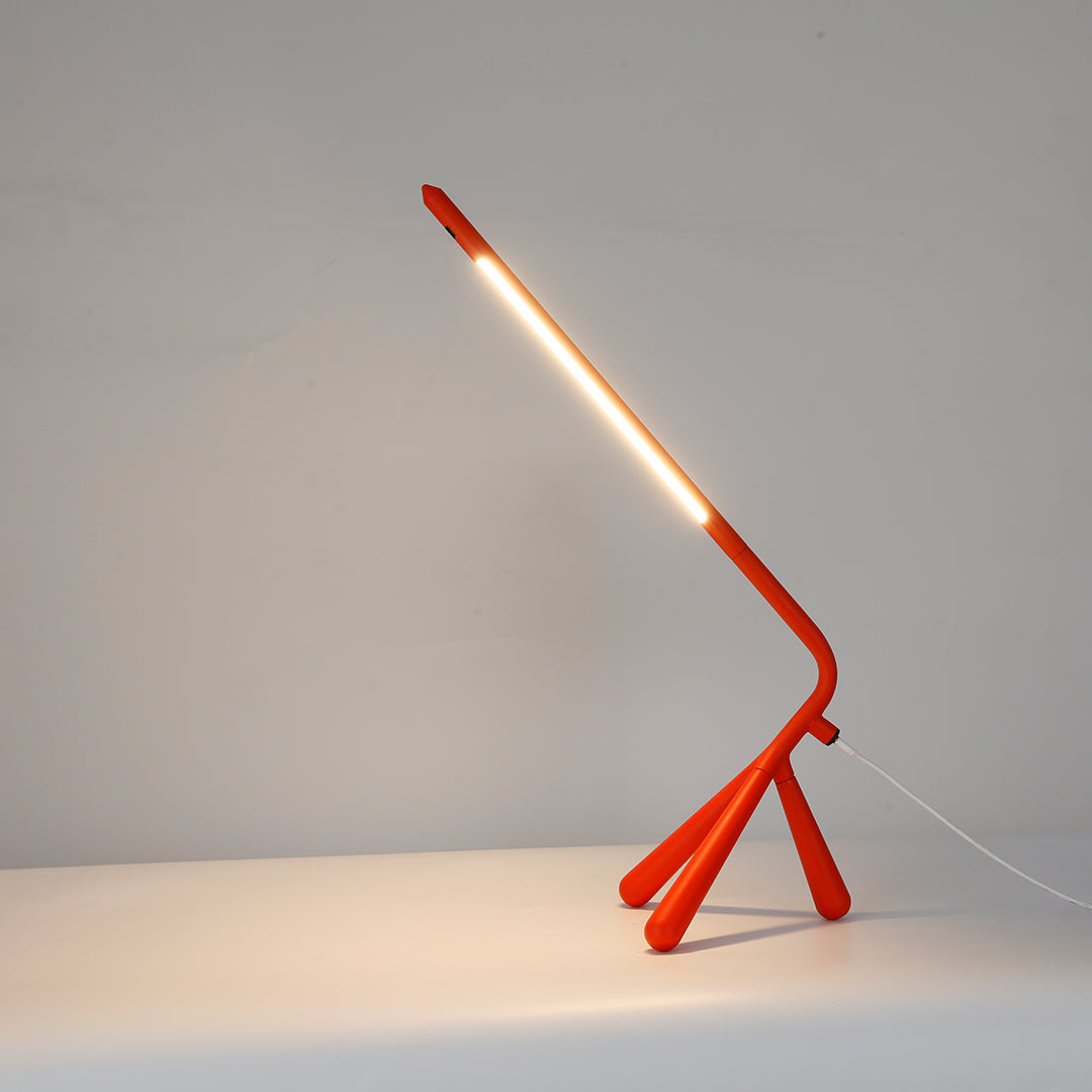 THISTLEWOOD TRIPOD LED LAMP WITH ROTATABLE SHADE