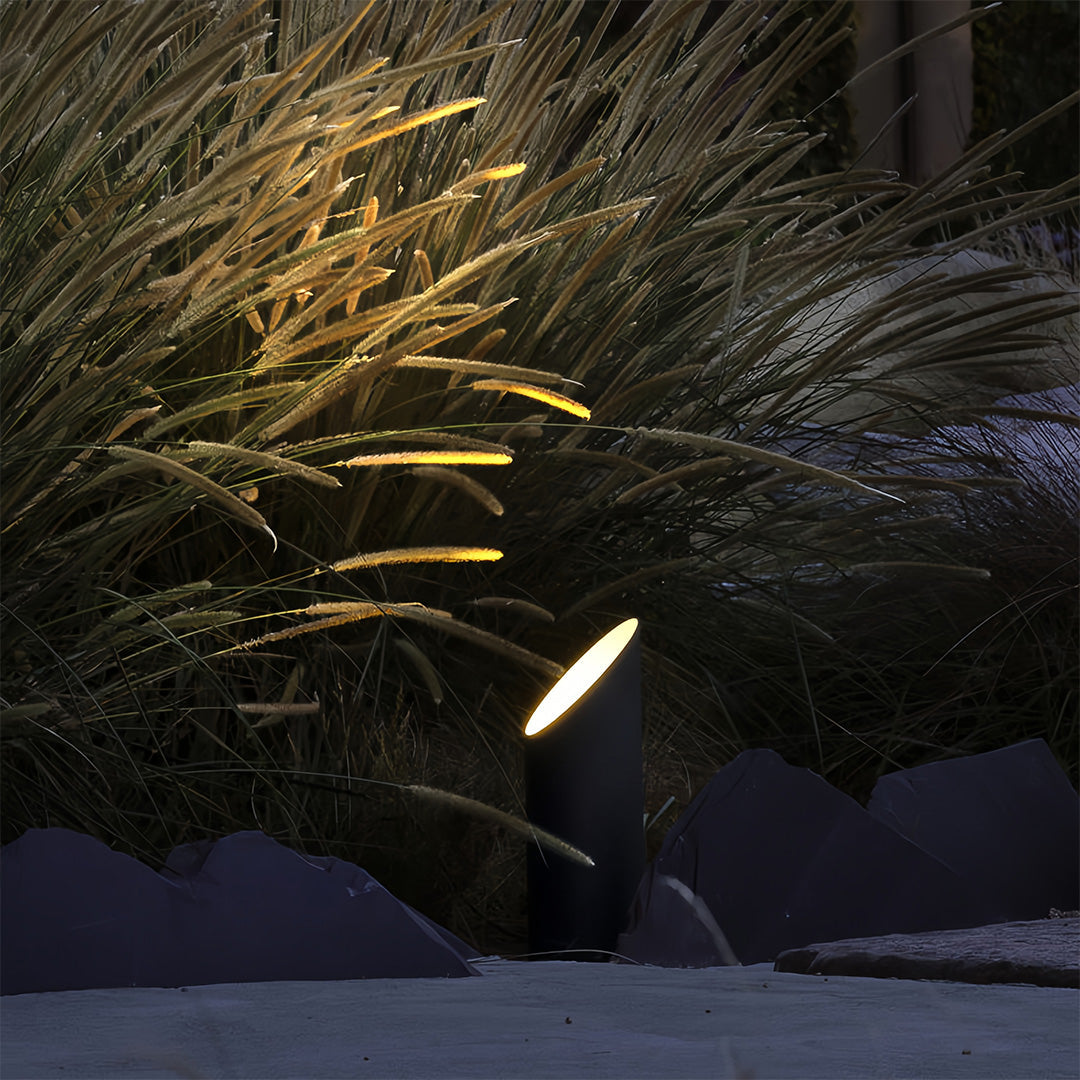 RAVENWOOD NIGHTSCAPE TREE ILLUMINATOR, WEATHERPROOF BLACK OUTDOOR LIGHT